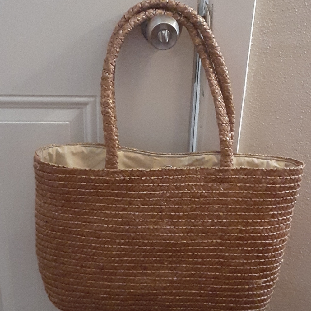 Final price drop Straw beach bag